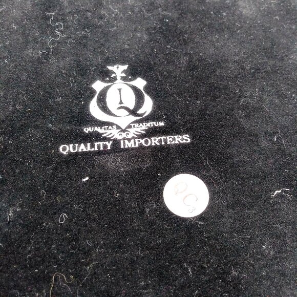 Quality Importers Desktop Cigar Humidor Wood Box with Humidifier 9.5” - Picture 10 of 10